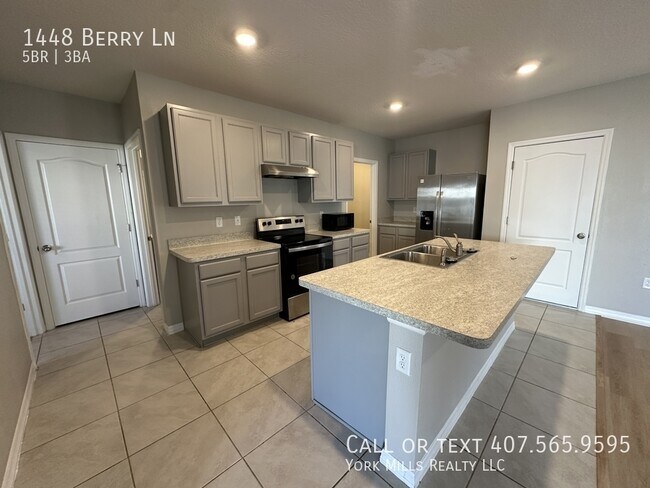 Building Photo - 1448 Berry Ln