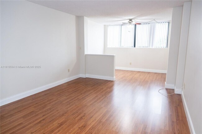 Building Photo - 755 Dotterel Rd