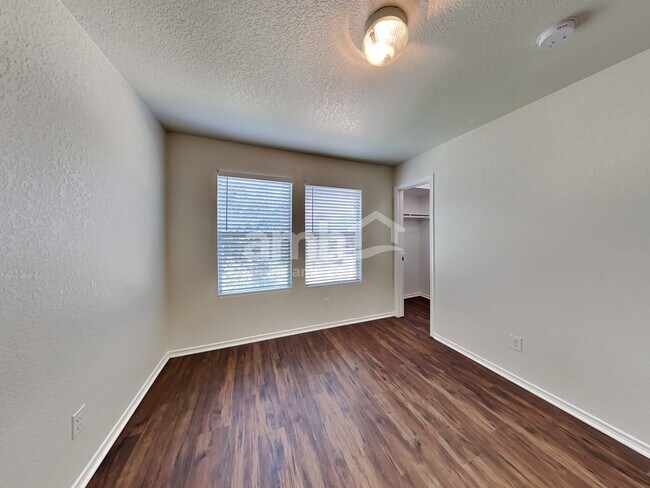 Building Photo - 4507 Waldon Pond