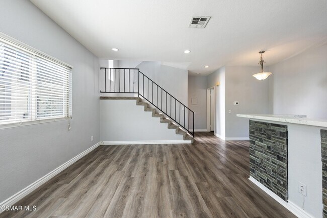 Building Photo - 152 Maegan Pl