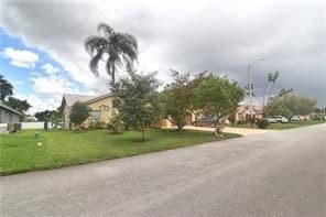 Building Photo - 6401 Sedgewyck Cir W