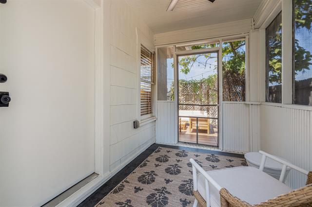 Building Photo - 2200 Hurley Ave