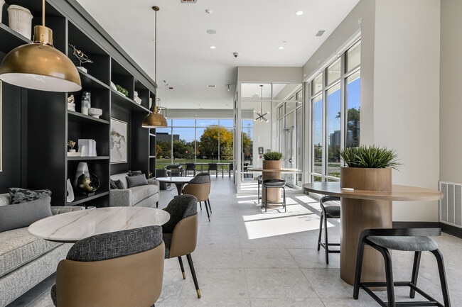 Building Photo - 5424 Old Orchard Rd