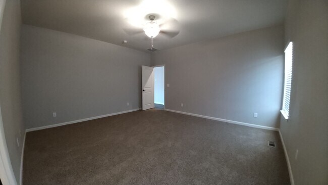 Building Photo - Beautiful home in Mead!