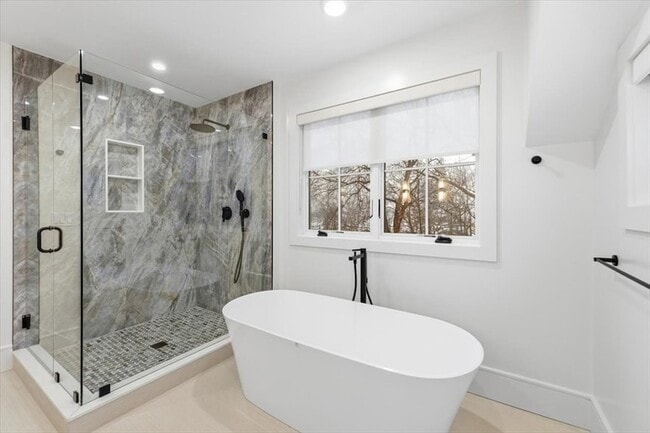 Building Photo - 22 Kruger Rd