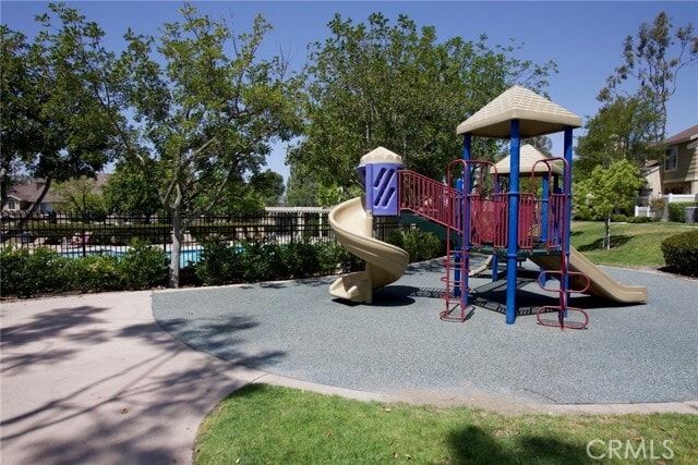 Building Photo - 21082 Berry Glen