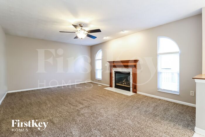 Building Photo - 9934 Stonebridge Dr