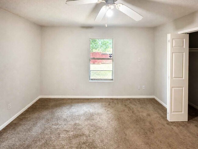 Building Photo - 11919 Greenmesa Dr