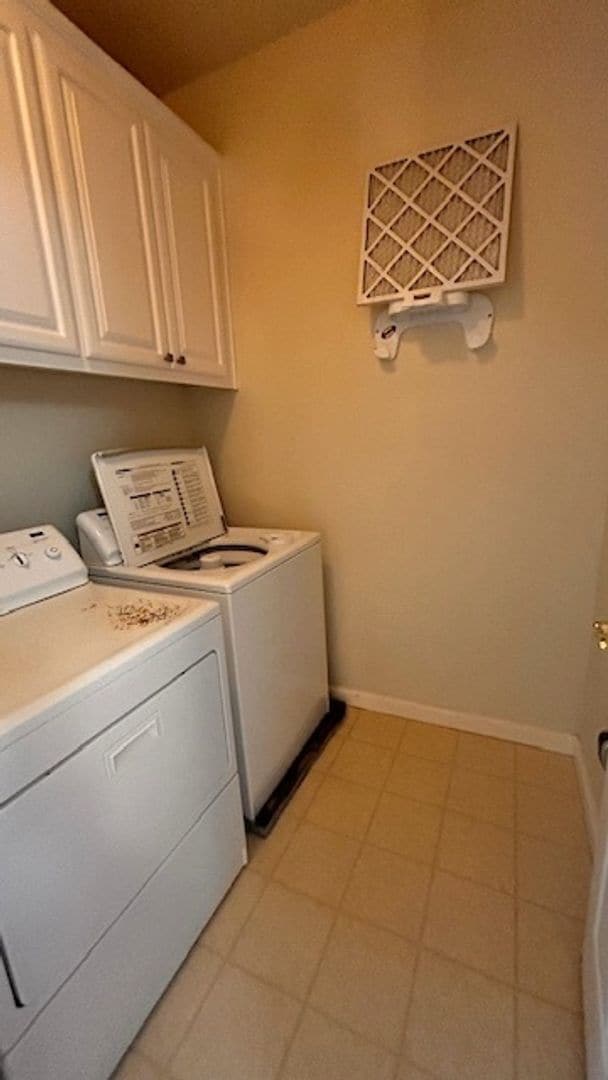 Building Photo - The Courtyards at Dublin Ranch Stunning Townhouse 3BD/2.5BA Spacious Floor Plan