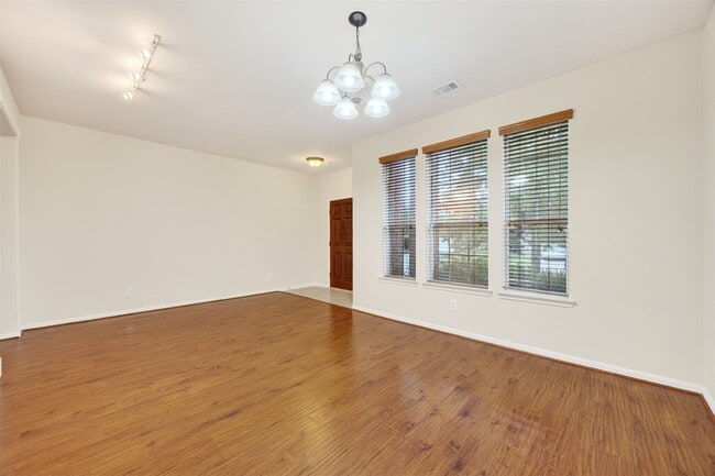 Building Photo - 11630 Forest Wind Ln