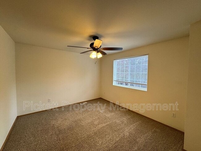 Building Photo - 3301 Rickey Rd