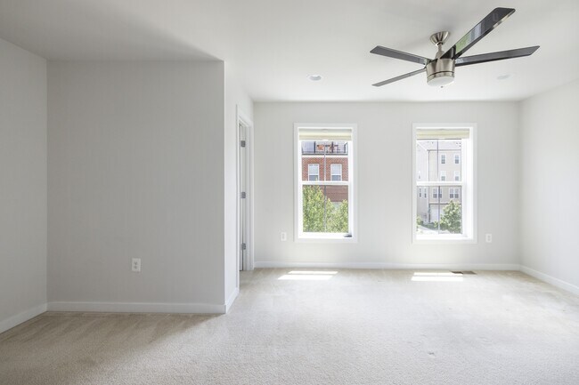 Building Photo - 2375 Wyeth St