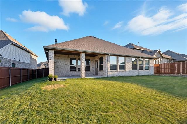 Building Photo - 15028 Gladstone Dr