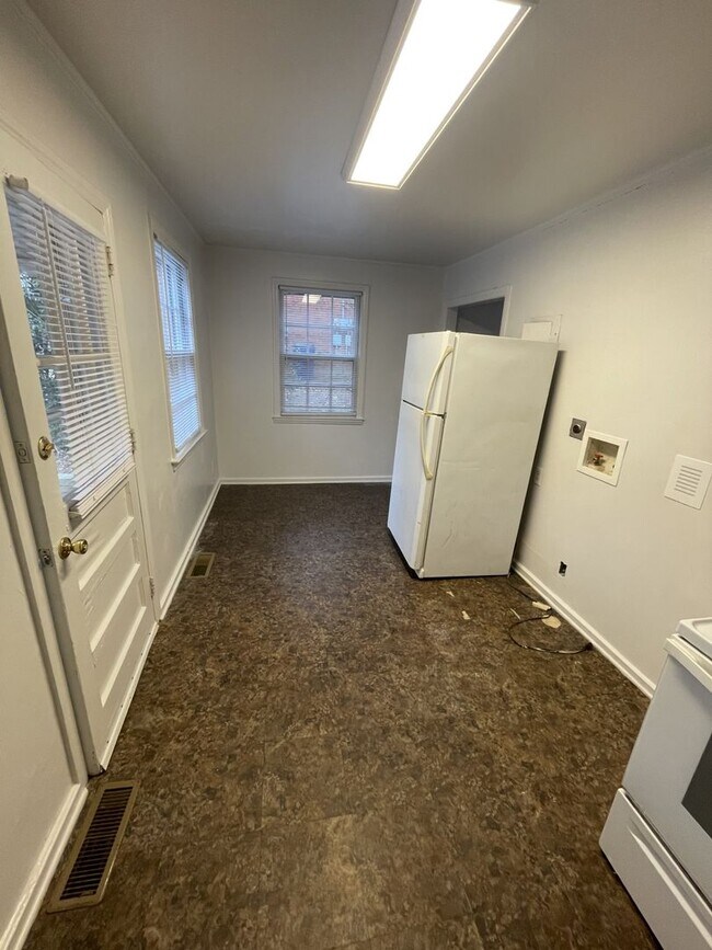 Building Photo - 322 Angier Ave