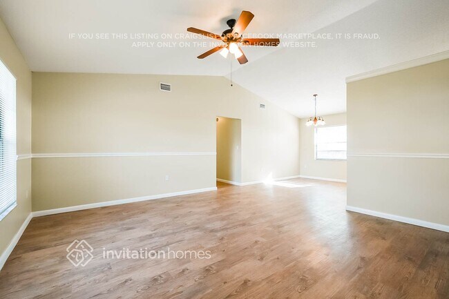 Building Photo - 4635 Robert St