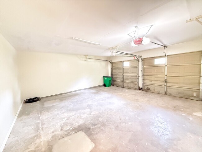 Building Photo - 4251 Rosegate Dr