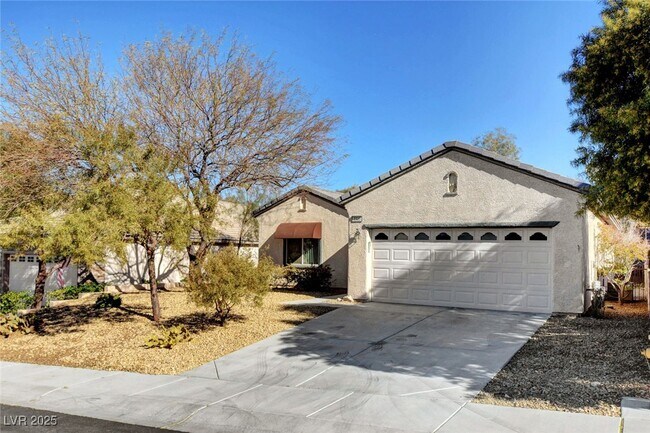 Building Photo - 2320 Meteor Shower St