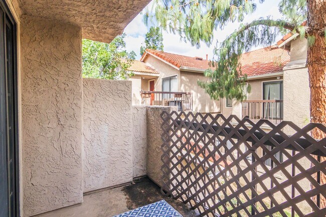 Building Photo - 2392 Archwood Ln