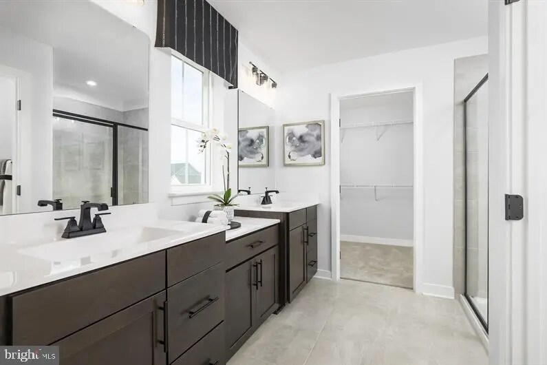 Building Photo - 606 Phalen Ct