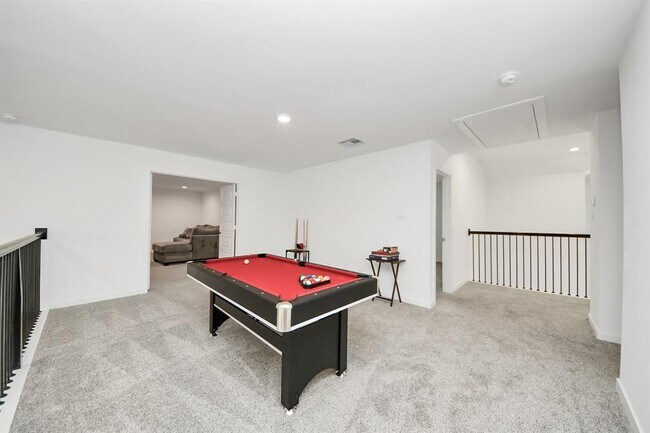 Building Photo - 31515 Avebury Lake Ln