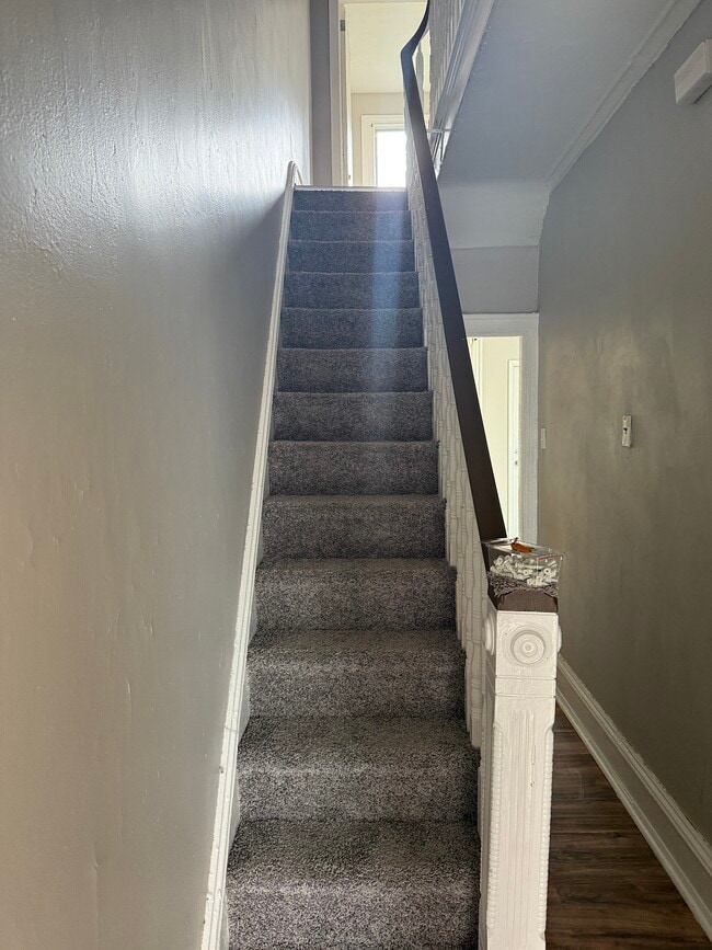 Building Photo - 2361 N Cleveland St