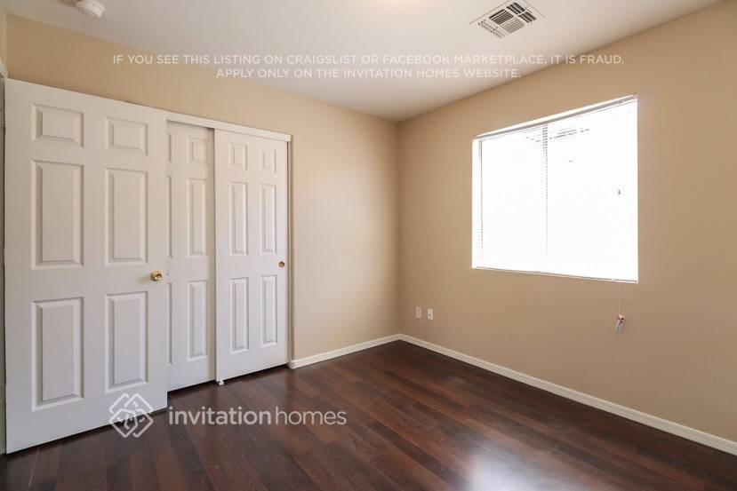 Building Photo - 14313 N 125th Dr