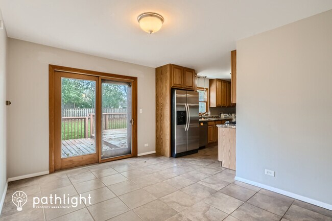 Building Photo - 1525 North Patton Avenue, Arlington Height...