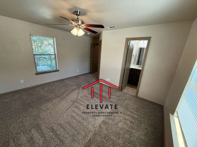 Building Photo - 208 Stewart Bend Ct
