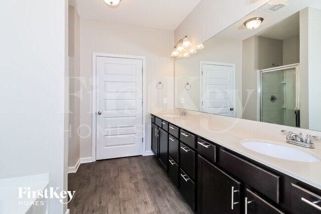Building Photo - 209 Prescott Cir