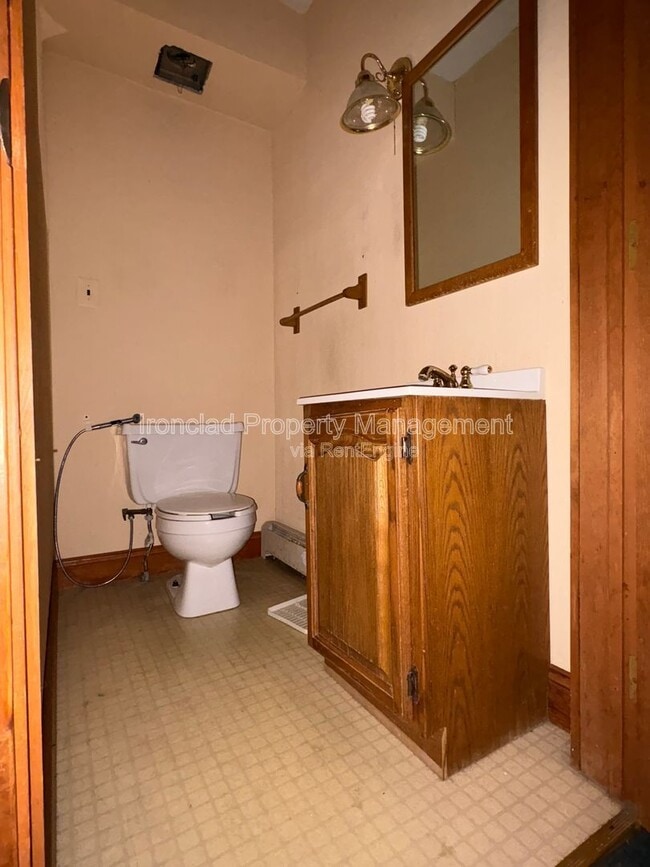 Building Photo - 173 Leesville Rd