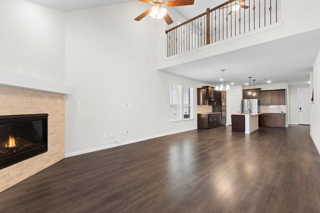 Building Photo - Spacious and Modern Rental Home Available!