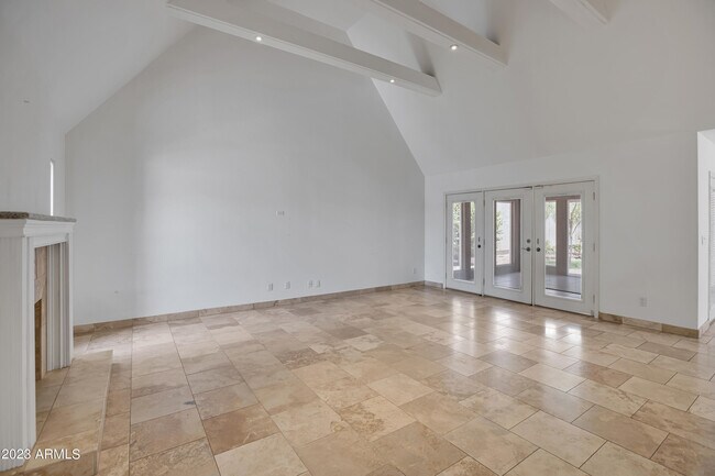 Building Photo - 6305 N 30th Ct