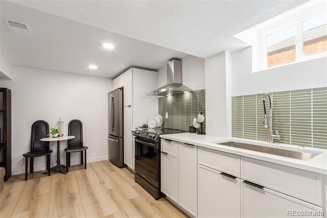 Building Photo - 5045 Osceola St