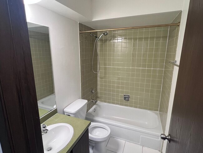 Building Photo - 1779 Rand Rd