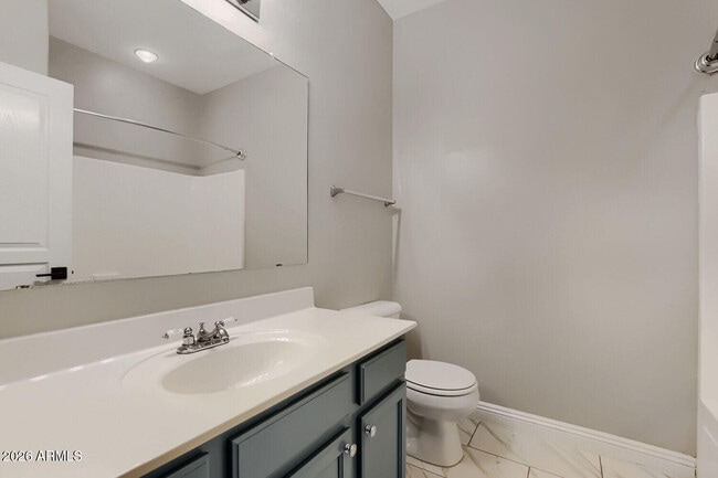 Building Photo - 1225 N 36th St