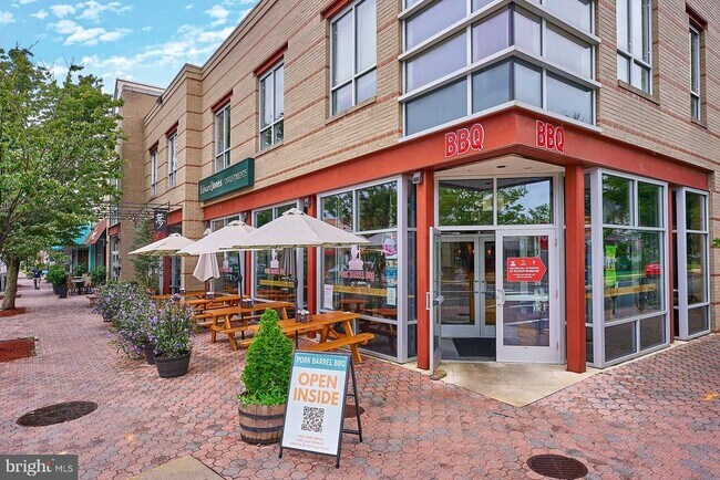 Building Photo - 247 Tennessee Ave