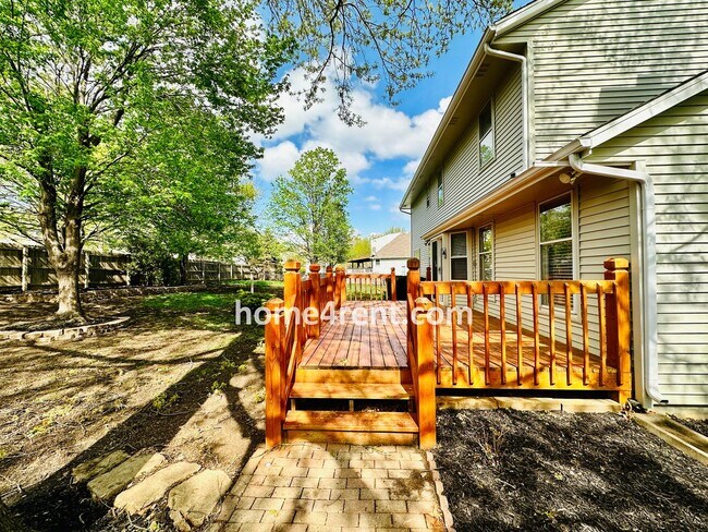 Building Photo - Wonderful Belton Home w/ Wood Floors, Finished Basement and Fenced Yard!