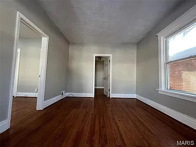 Building Photo - 6514 Julian Ave