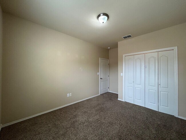 Building Photo - 5012 Lost Hills Trail