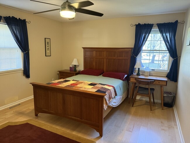 Building Photo - 18 Cricklewood Cir