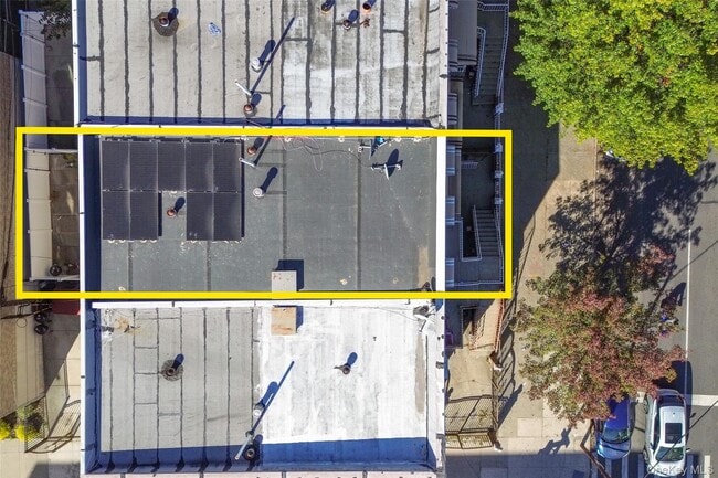 Building Photo - 380 Saratoga Ave