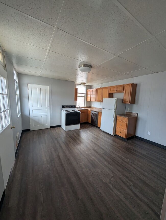 Building Photo - 2224 Arlington Ave