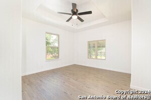 Building Photo - 727 John Adams Dr