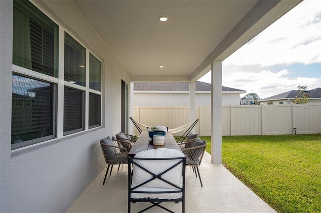 Building Photo - 3198 Sanctuary Dr