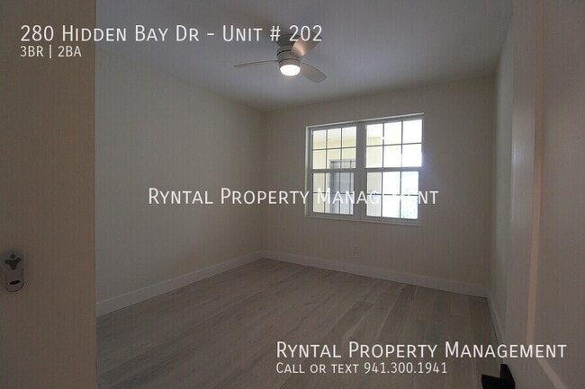 Building Photo - 280 Hidden Bay Dr