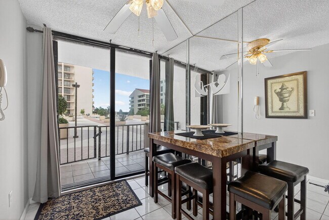 Building Photo - 4200 N Ocean Dr