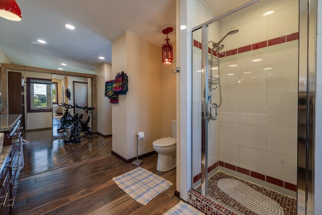 Building Photo - 10128 2nd St NW