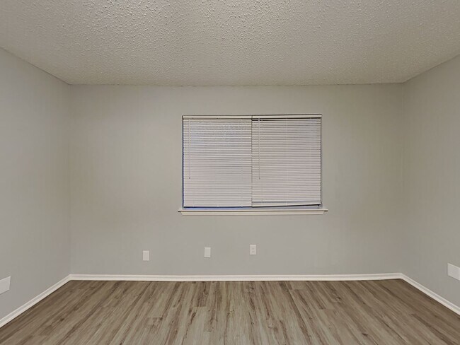 Building Photo - Newly Renovated Single Family Home | 3 BR/2BA | Near Downtown Dallas!