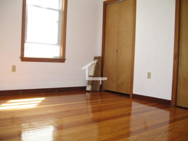 Building Photo - Great apt near Boston Landing! Allston/Bri...