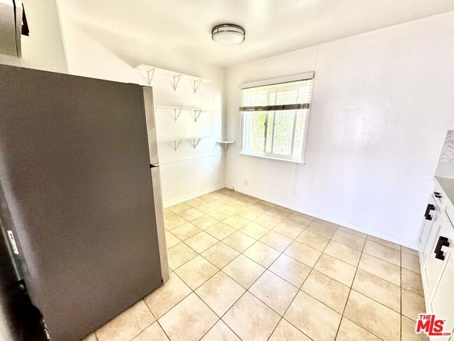 Building Photo - 3713 Selby Ave